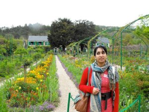 Ambika in Monet gardens