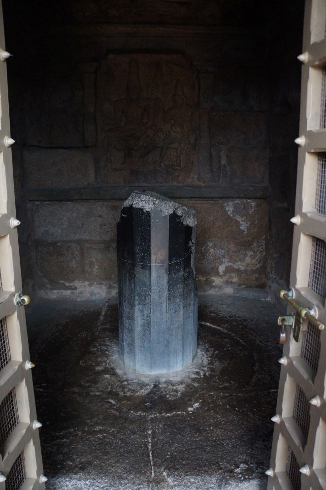 Shore Temple Lingam